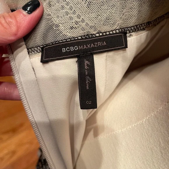 BCBG Maxazaria ivory / black size 2 dress - Picture 3 of 5